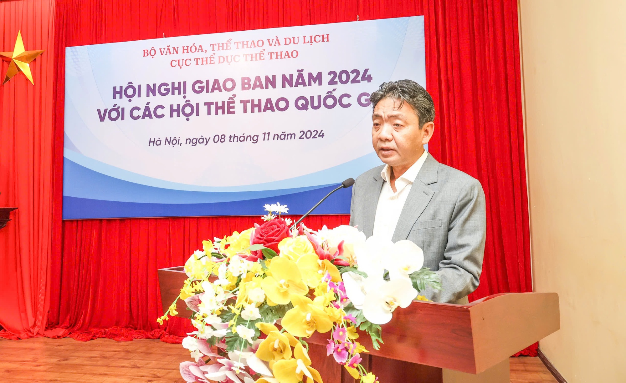 Thứ trưởng Hoàng Đạo Cương: "Quy định đánh giá kết quả hoạt động của hội thể thao quốc gia là công cụ cần thiết để xem xét, đánh giá thực chất" - Ảnh 1.