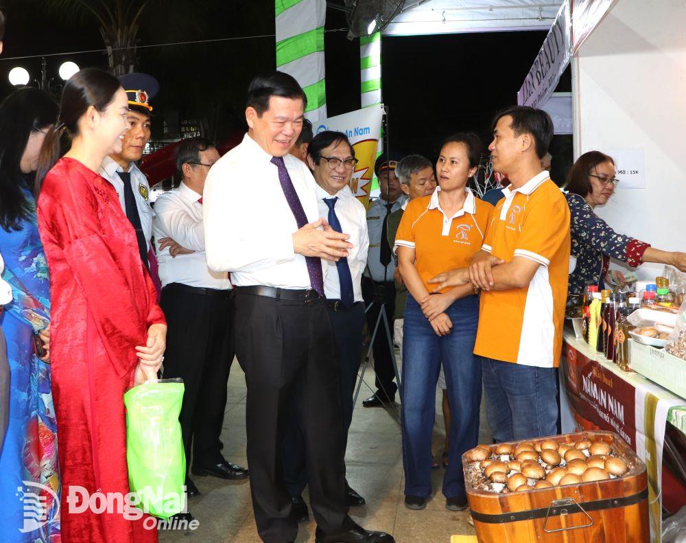Khai mạc Tuần lễ Văn hóa - du lịch - ẩm thực tỉnh Đồng Nai năm 2024 - Ảnh 2.