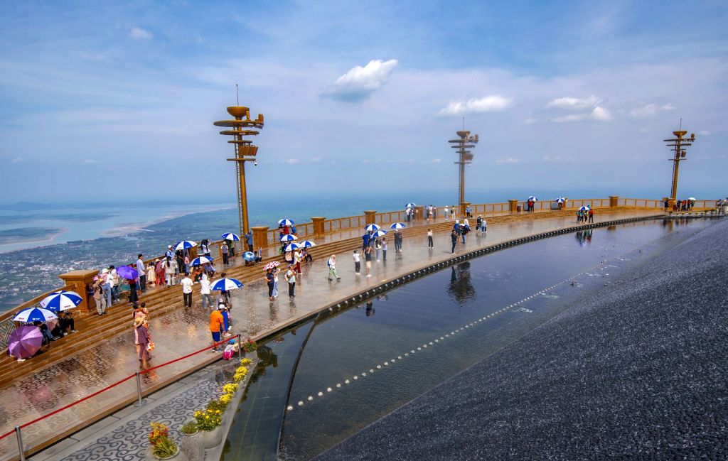 Du lịch Tây Ninh: Đột phá trong phát triển kinh tế - xã hội - Ảnh 2.