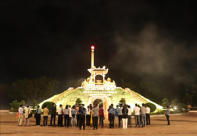 Chung sức 'gỡ khó' cho phát triển du lịch Quảng Trị - Ảnh 1.