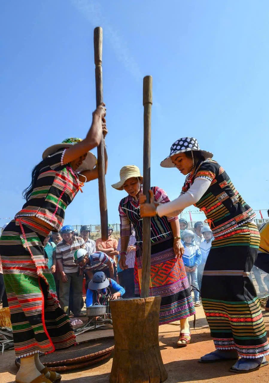 Công viên địa chất toàn cầu UNESCO Đắk Nông đẩy mạnh phát triển du lịch cộng đồng - Ảnh 4.