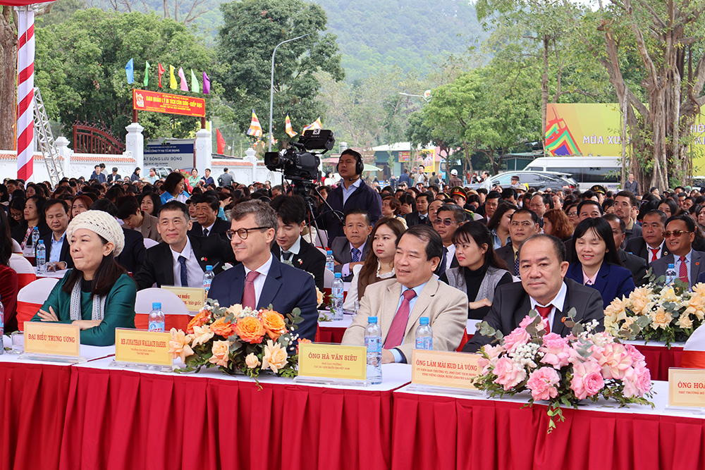 Hải Dương khai hội mùa xuân Côn Sơn - Kiếp Bạc 2025 - Ảnh 2.