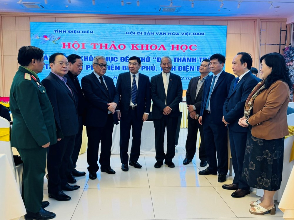 Bàn thảo việc phục hồi Đền thờ Đức Thánh Trần tại TP. Điện Biên Phủ: Cần gắn với quy hoạch di tích Chiến trường Điện Biên Phủ - Ảnh 9.