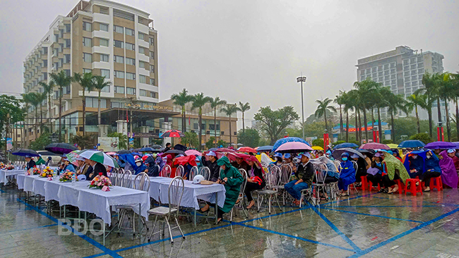 Bình Định: Phát động phong trào môi trường du lịch an toàn, thân thiện, hấp dẫn tại TP Quy Nhơn - Ảnh 2.