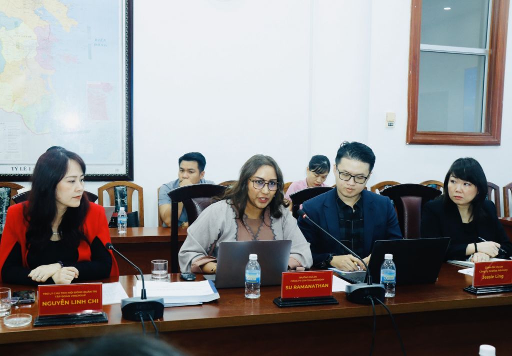 Khánh Hòa: Đề xuất 6 chiến lược ưu tiên để phát triển du lịch bền vững - Ảnh 2.