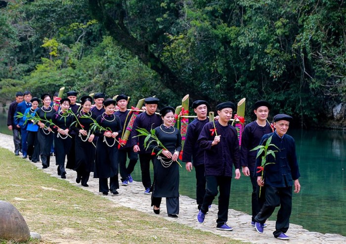 Lễ hội "Về nguồn Pác Bó 2025": Quảng bá bản sắc văn hoá các dân tộc Cao Bằng đến với du khách - Ảnh 1.