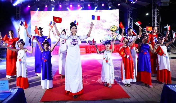 Tổ chức nhiều hoạt động văn hóa, thể thao tại Lễ hội Pháp và cộng đồng Pháp ngữ 2025 - Ảnh 1.