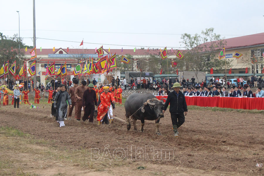 Hà Nam: Quảng bá du lịch qua các lễ hội đầu xuân - Ảnh 1.