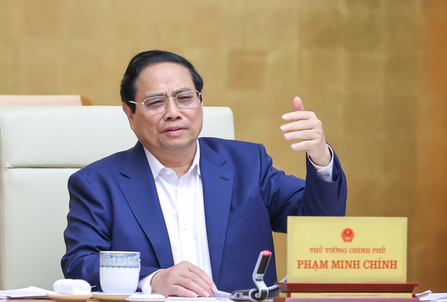 Thủ tướng: Xây dựng chính sách thị thực thông thoáng, thân thiện, mở rộng - Ảnh 1.