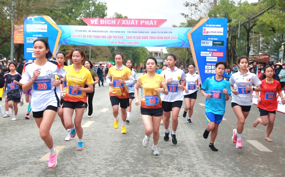 Thanh Hoá: Sôi nổi Ngày chạy Olympic vì sức khỏe toàn dân 2025 - Ảnh 5.