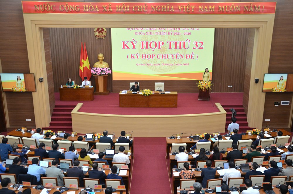 HĐND Quảng Ngãi thông qua bãi bỏ Nghị quyết về Quy hoạch tổng thể phát triển du lịch - Ảnh 1.