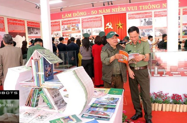 Giới thiệu trang sử vẻ vang của quân và dân Lâm Đồng - Ảnh 1.