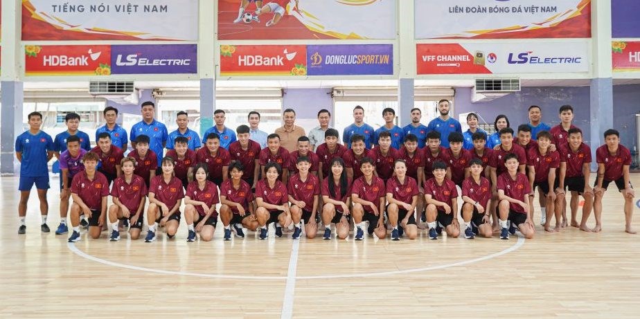 Lãnh đạo VFF động viên, giao nhiệm vụ cho hai đội tuyển Futsal nam, nữ quốc gia - Ảnh 2.