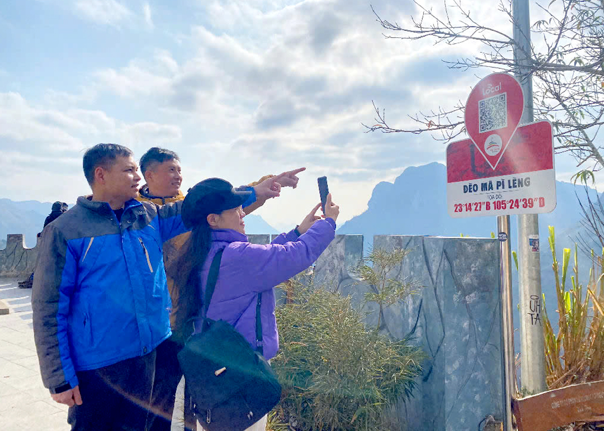 Hà Giang: Ứng dụng công nghệ phát triển du lịch theo Nghị quyết 57 của Bộ Chính trị - Ảnh 1.