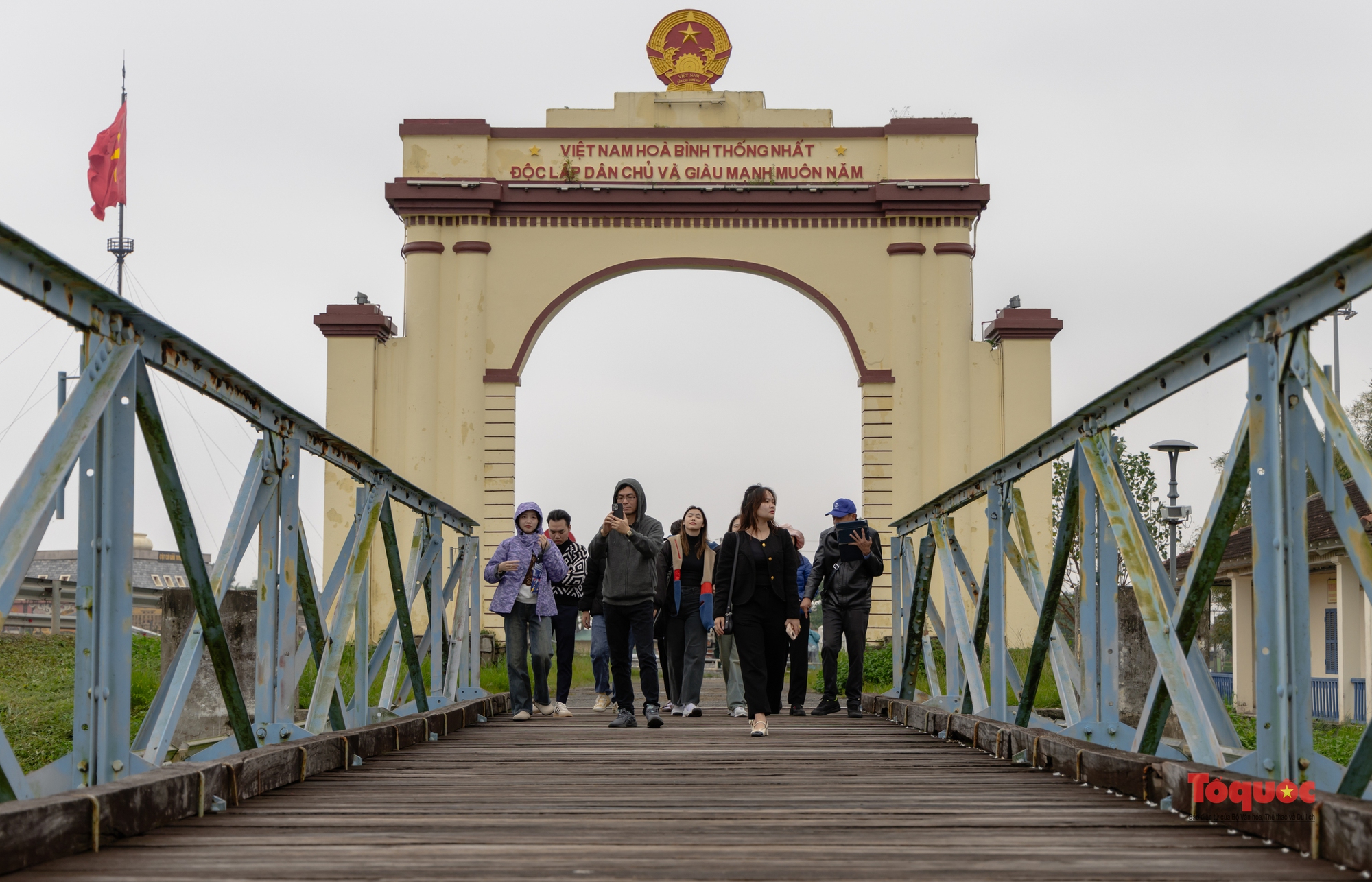 Bộ trưởng Nguyễn Văn H&ugrave;ng: Quảng Trị cần tập trung đầu tư bảo tồn di t&iacute;ch lịch sử trọng điểm - Ảnh 4.