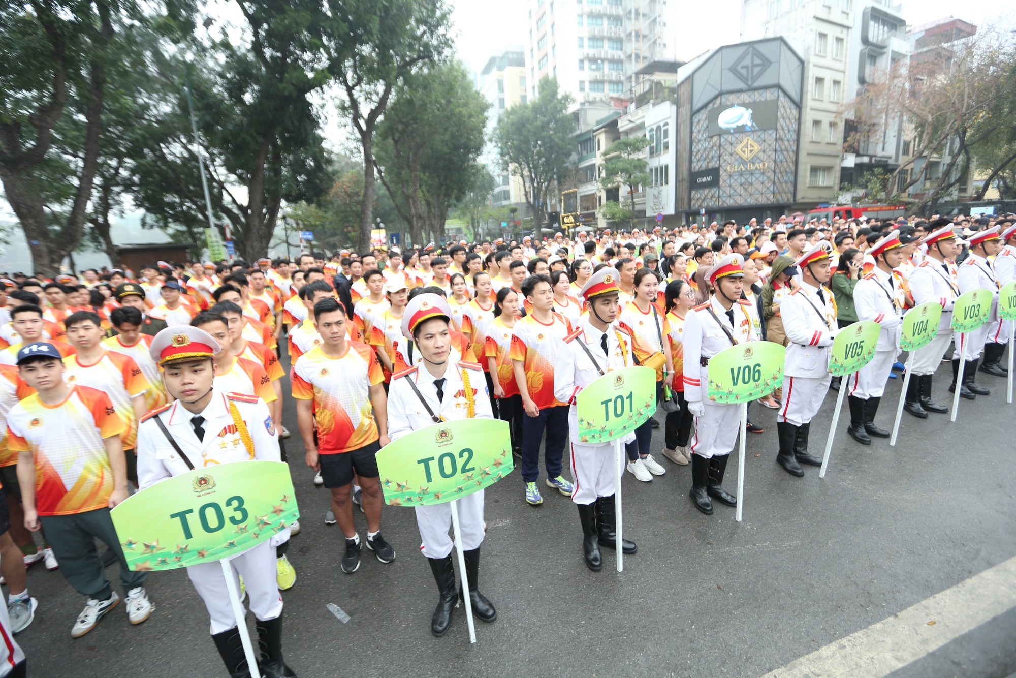 Khai mạc Ngày chạy Olympic – Vì an ninh Tổ quốc khối các đơn vị trực thuộc Bộ Công an và Công an thành phố Hà Nội năm 2025 - Ảnh 3.