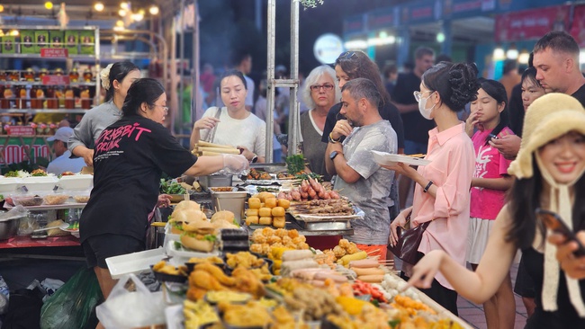 Thu hút khách thông qua lễ hội Đà Nẵng Food Tour 2025 - Ảnh 3.