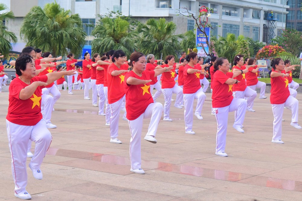 Đà Nẵng: Sôi động chuỗi hoạt động thể thao giải trí trên biển - Ảnh 2.