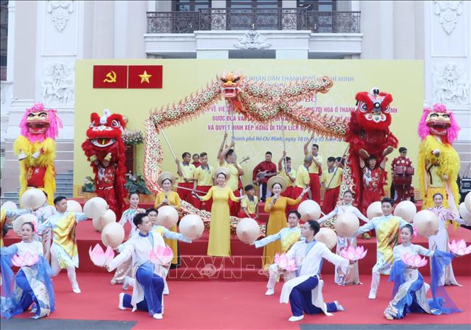 T.P Hồ Chí Minh: Góp phần đưa nghệ thuật Lân Sư Rồng Việt Nam sánh vai với bạn bè quốc tế - Ảnh 2.