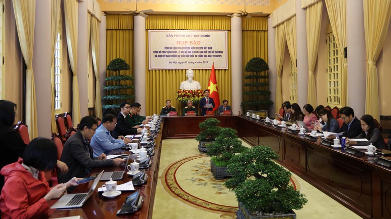 Công bố Pháp lệnh Quản lý, bảo vệ khu di tích lăng Chủ tịch Hồ Chí Minh - Ảnh 1.