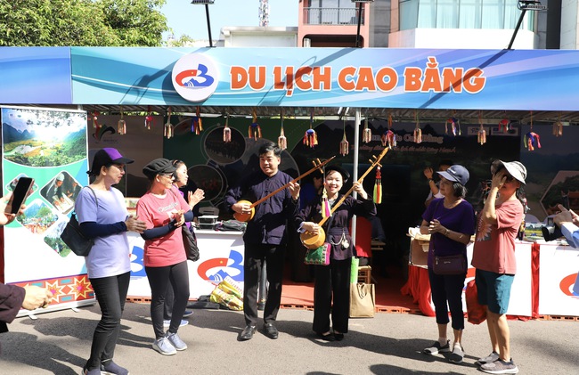 Ngày hội du lịch TP.HCM lần thứ 21 chính thức khai mạc  - Ảnh 8.
