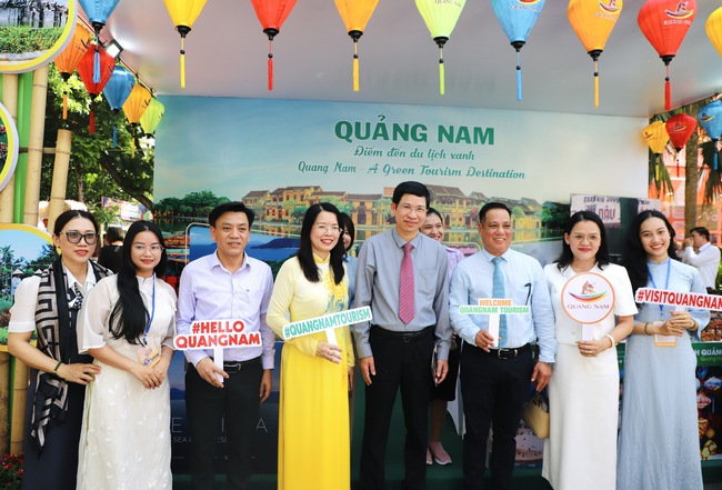Ngày hội du lịch TP.HCM lần thứ 21 chính thức khai mạc  - Ảnh 3.