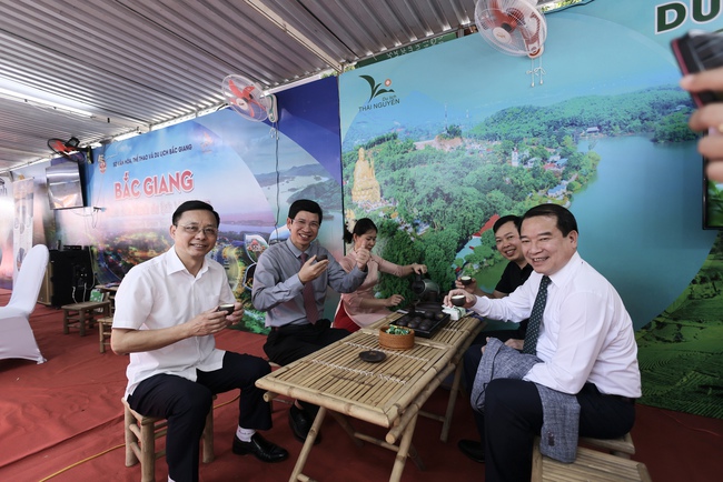 Ngày hội du lịch TP.HCM lần thứ 21 chính thức khai mạc  - Ảnh 4.