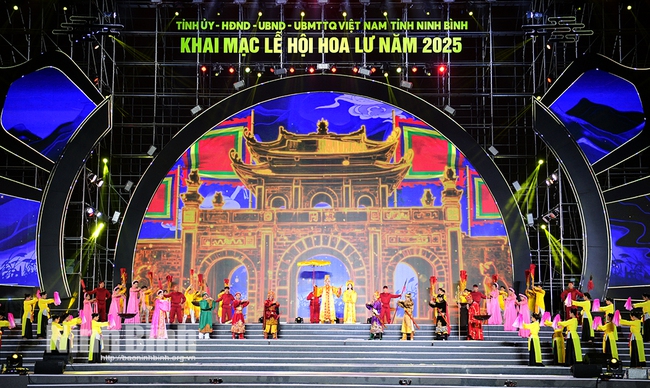 Khai mạc Lễ hội Hoa Lư năm 2025 - Ảnh 1.