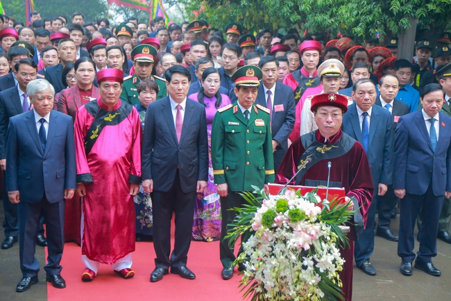 Lãnh đạo Đảng, Nhà nước dâng hương giỗ Tổ Hùng Vương - Ảnh 6.