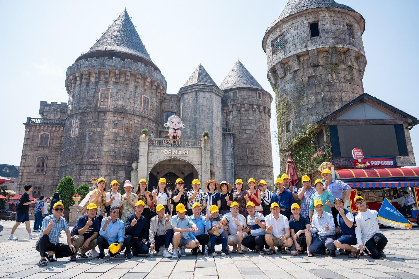 Sun World Ba Na Hills đón lượng khách kỷ lục dịp Giỗ Tổ Hùng Vương - Ảnh 3.