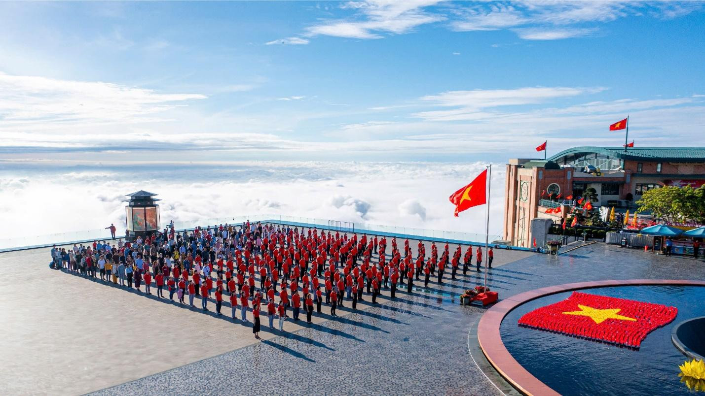 Sun World Ba Na Hills đón lượng khách kỷ lục dịp Giỗ Tổ Hùng Vương - Ảnh 5.