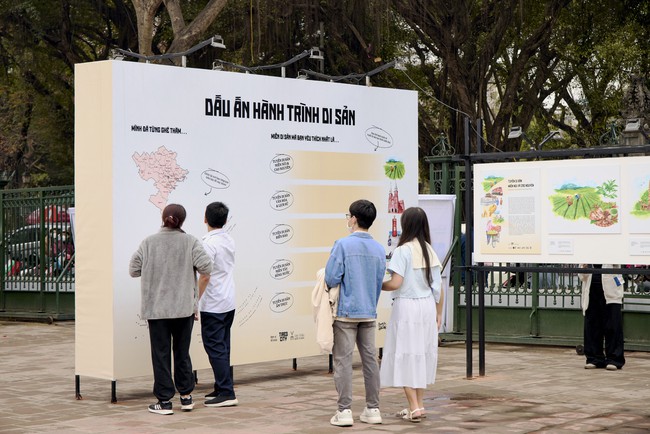 Việt Nam thân thương hiện lên qua từng nét vẽ trong “Dọc miền di sản” - Ảnh 6.