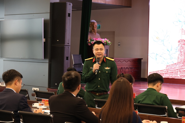 Ôn lại ký ức hào hùng của dân tộc thông qua chương trình nghệ thuật "Hẹn ước Bắc Nam" - Ảnh 3.