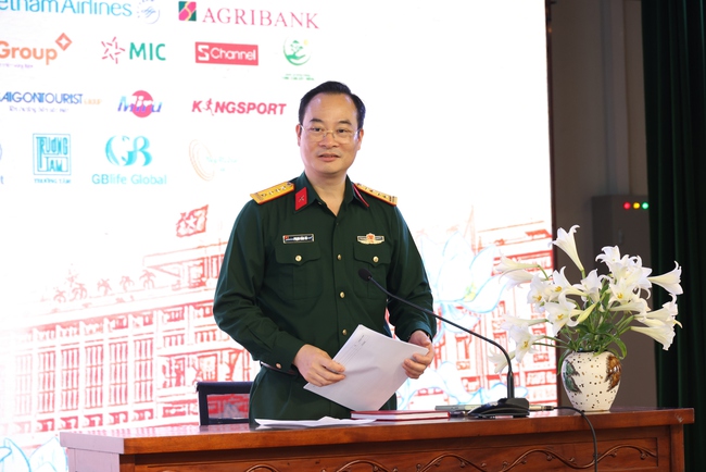 Ôn lại ký ức hào hùng của dân tộc thông qua chương trình nghệ thuật "Hẹn ước Bắc Nam" - Ảnh 1.