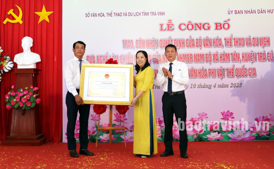 Trà Vinh: Làng nghề dệt chiếu Cà Hom xã Hàm Tân được công nhận di sản văn hóa phi vật thể quốc gia - Ảnh 2.