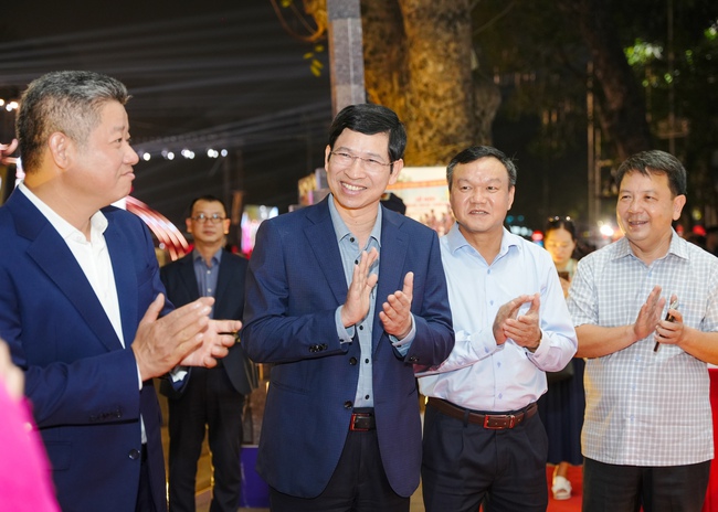 Quảng bá du lịch di sản Thủ đô qua Lễ hội Quà tặng du lịch Hà Nội 2025 - Ảnh 8.