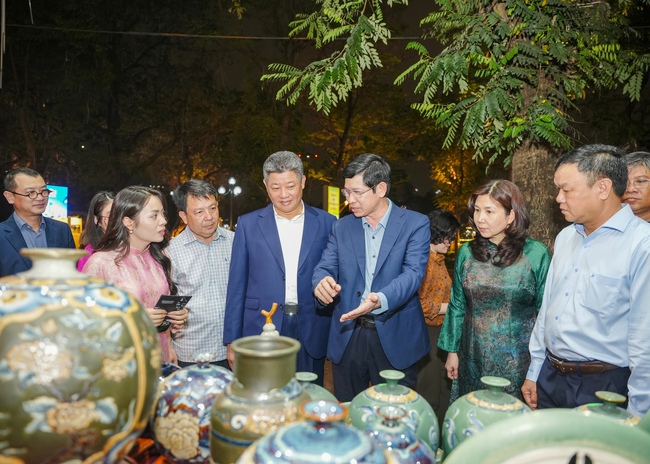 Quảng bá du lịch di sản Thủ đô qua Lễ hội Quà tặng du lịch Hà Nội 2025 - Ảnh 6.