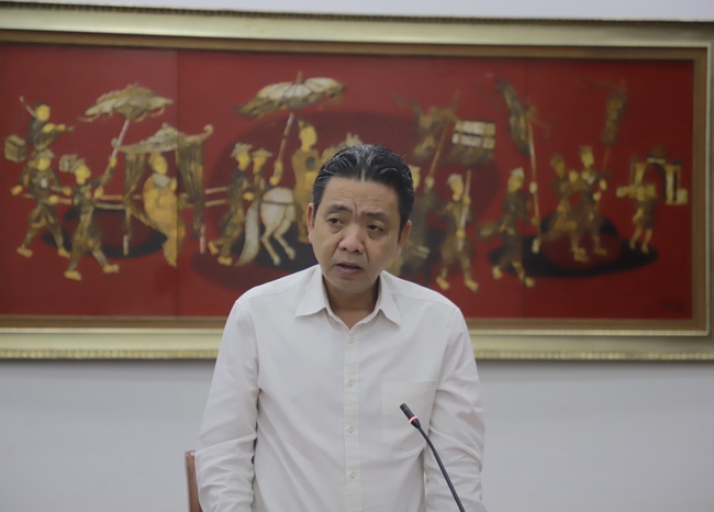 Bộ trưởng Nguyễn Văn Hùng chủ trì cuộc họp chuyên đề về xây dựng pháp luật tháng 4 của Bộ VHTTDL - Ảnh 3.