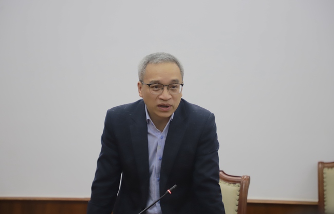 Bộ trưởng Nguyễn Văn Hùng chủ trì cuộc họp chuyên đề về xây dựng pháp luật tháng 4 của Bộ VHTTDL - Ảnh 4.