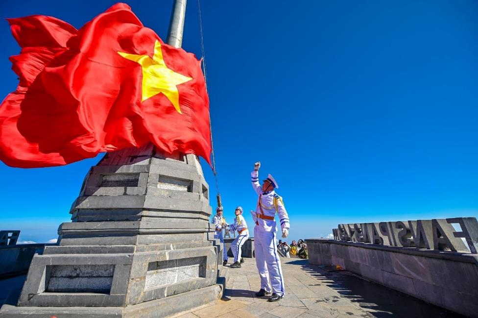 Vô vàn trải nghiệm thú vị tại Lễ hội hoa hồng lớn nhất Việt Nam dịp 30/4-1/5 - Ảnh 9.