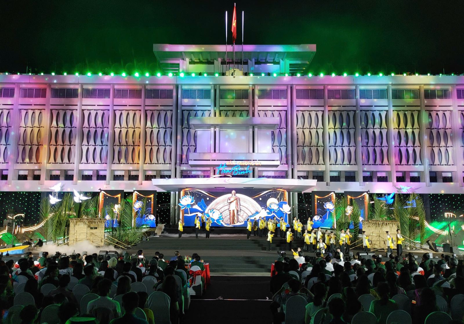TP Hồ Chí Minh: Phát huy truyền thống 50 năm&nbsp;để phát triển văn hóa&nbsp;bền vững - Ảnh 2.