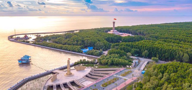 Cà Mau, Bạc Liêu: Tổ chức nhiều hoạt động kỷ niệm 50 Ngày Giải phóng miền Nam, thống nhất đất nước - Ảnh 1.