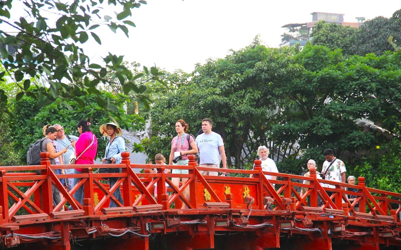 Đẩy mạnh khai thác di sản văn hóa để phát triển du lịch