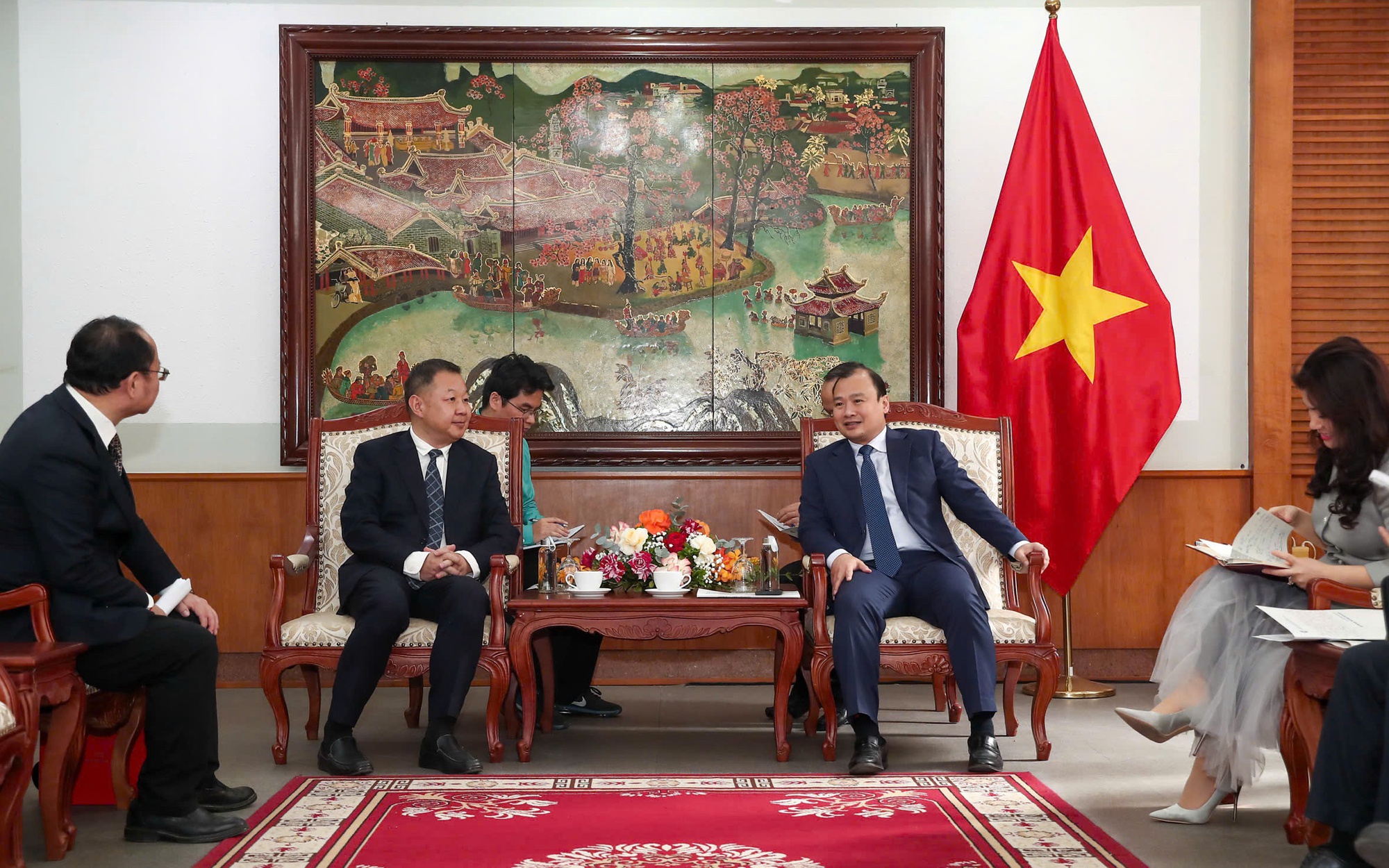 Thứ trưởng Thường trực Lê Hải Bình tiếp Tổng Giám đốc Đài Phát thanh và Truyền hình Trung ương Trung Quốc khu vực châu Á- Thái Bình Dương