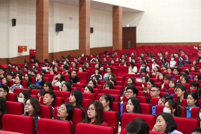 Khơi dậy và lan tỏa niềm tự hào dân tộc trong thế hệ trẻ - Ảnh 6.