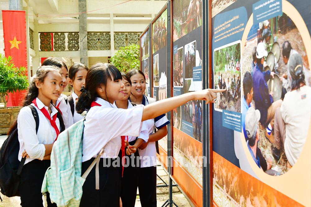 Trà Vinh: Khai mạc triển lãm “Văn hóa Cồng chiêng Tây Nguyên - Xưa và nay” - Ảnh 11.