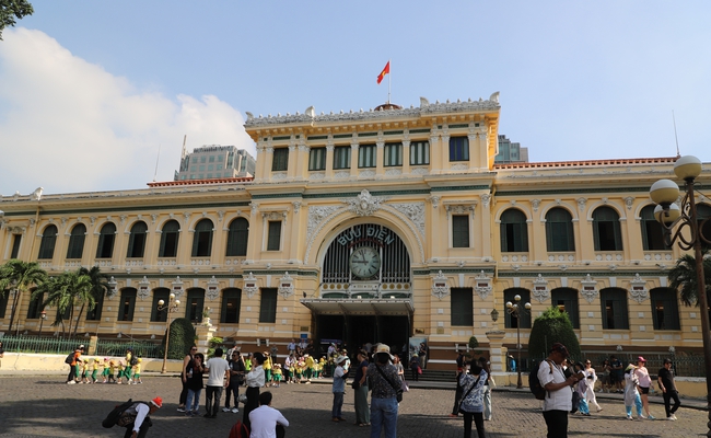 Thành phố Hồ Chí Minh đặt mục tiêu đón 18 triệu lượt khách du lịch quốc tế vào năm 2030 - Ảnh 1.
