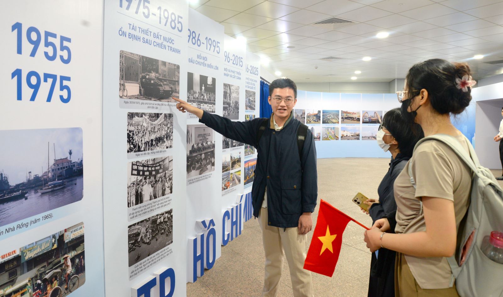 Triển lãm 'Sài Gòn xưa và nay' tái hiện hành trình lịch sử tại nhà ga Metro Bến Thành - Ảnh 10.
