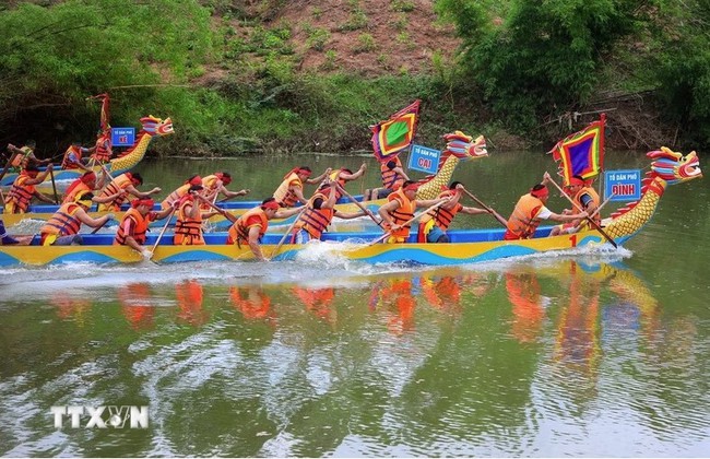 Bắc Giang: Lễ hội bơi chải An Châu trở thành Di sản Văn hóa Phi vật thể cấp quốc gia - Ảnh 1.