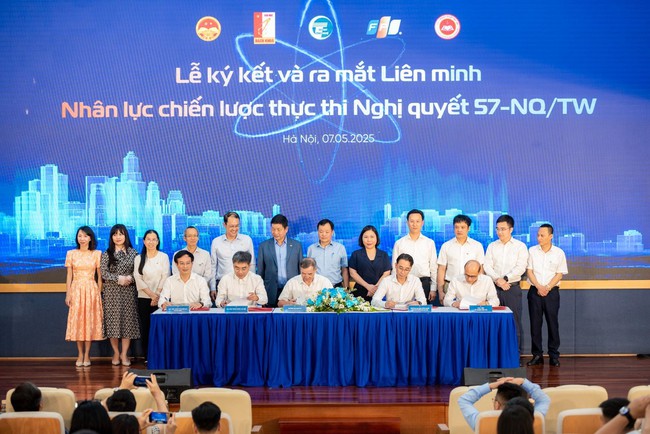 Hiến kế xây dựng nguồn nhân lực chiến lược thực thi Nghị quyết 57-NQ/TW  - Ảnh 3.